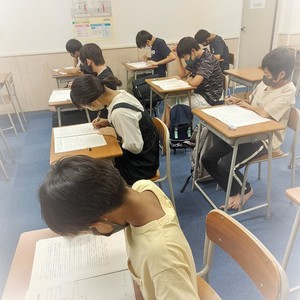 2学期中間テスト対策期間に入ります。